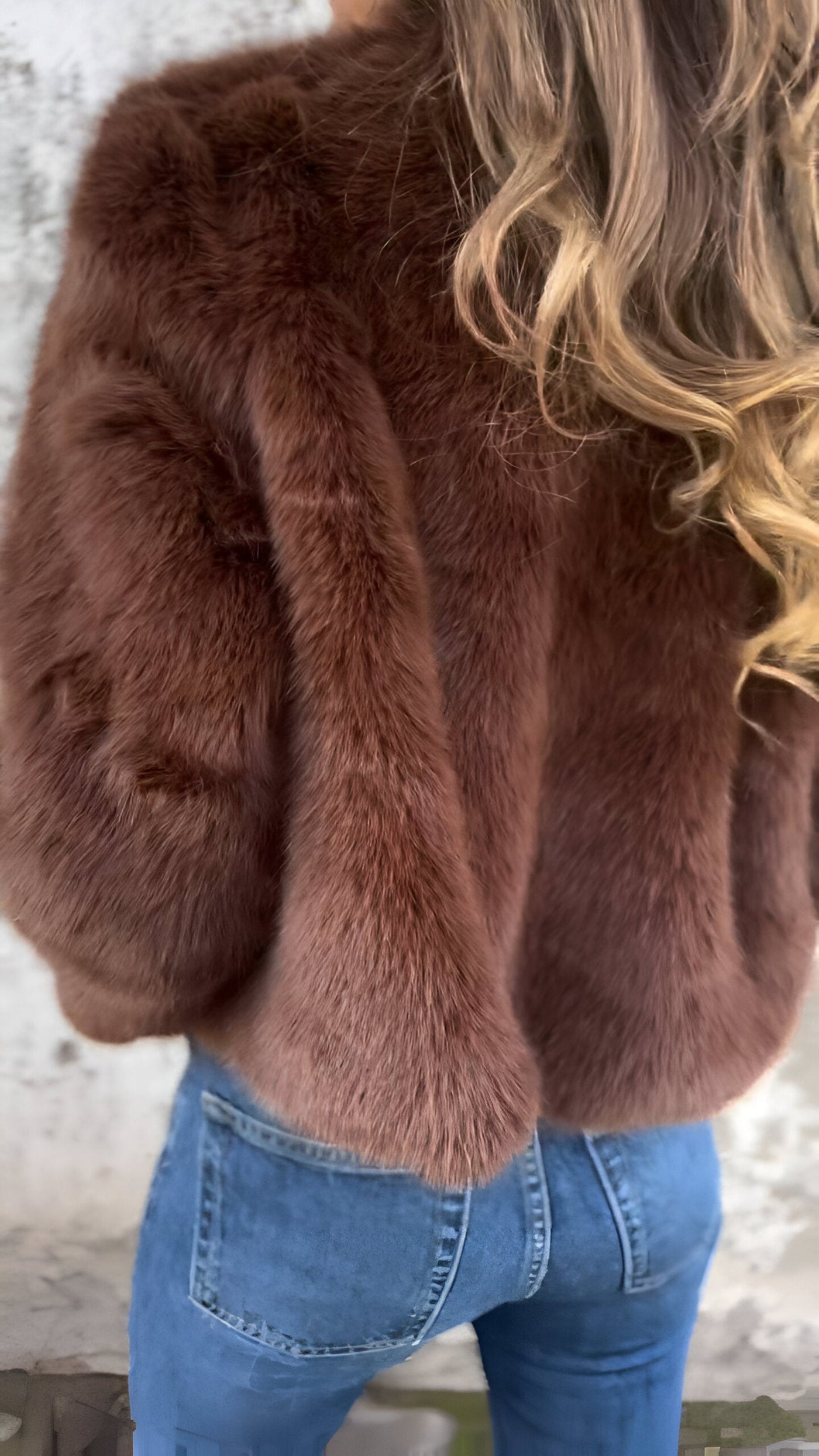 Lily™ - Stylish Luxurious Fur Coat