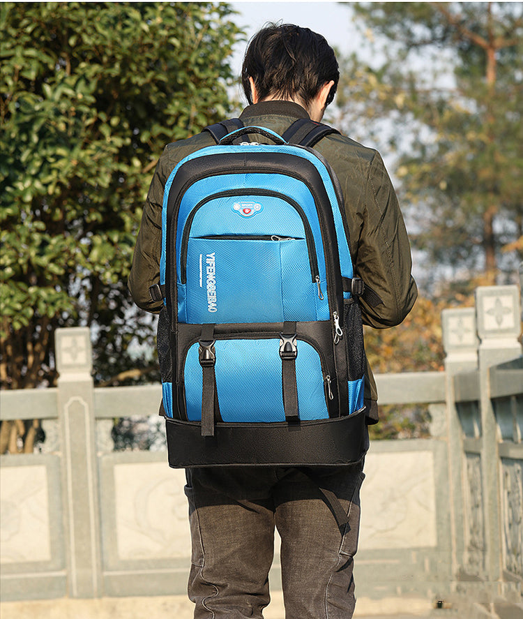 Bicon Travel Backpack - Multifunctional backpack with lots of storage space