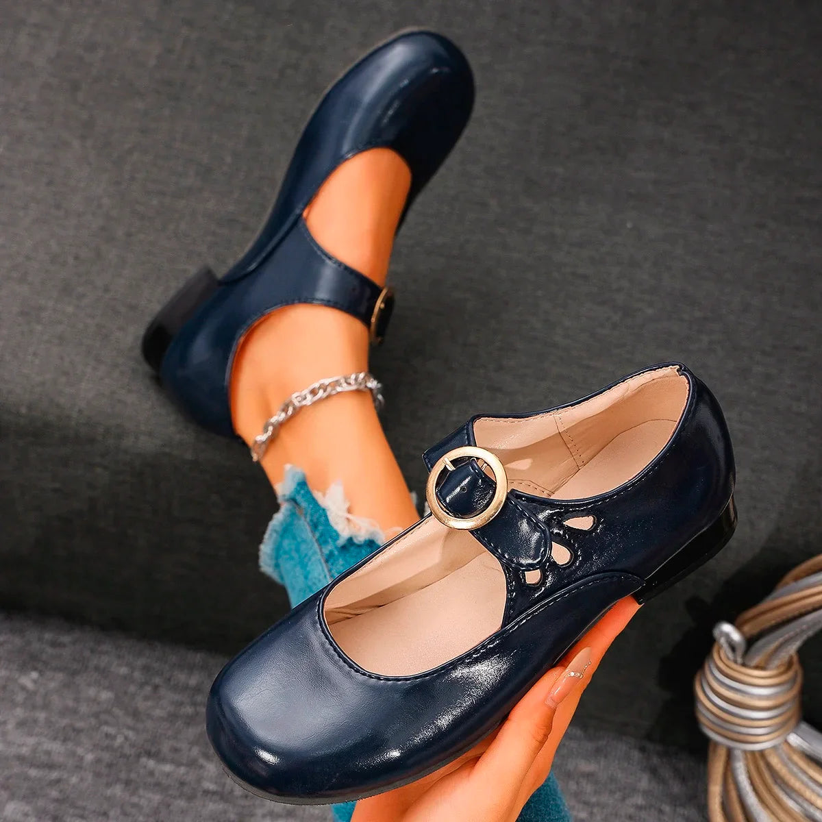 Sophia™ - Elegant Round Toe Retro Shoes