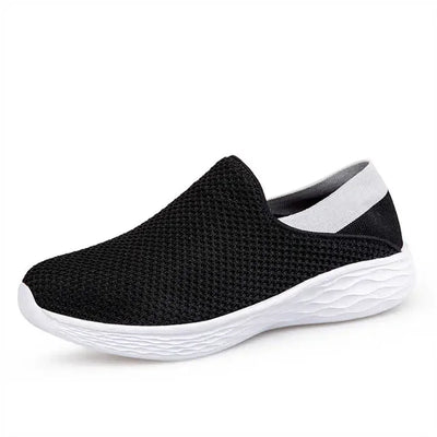 Breathable Flying Woven Soft Sole Slip-On Shoes for Men